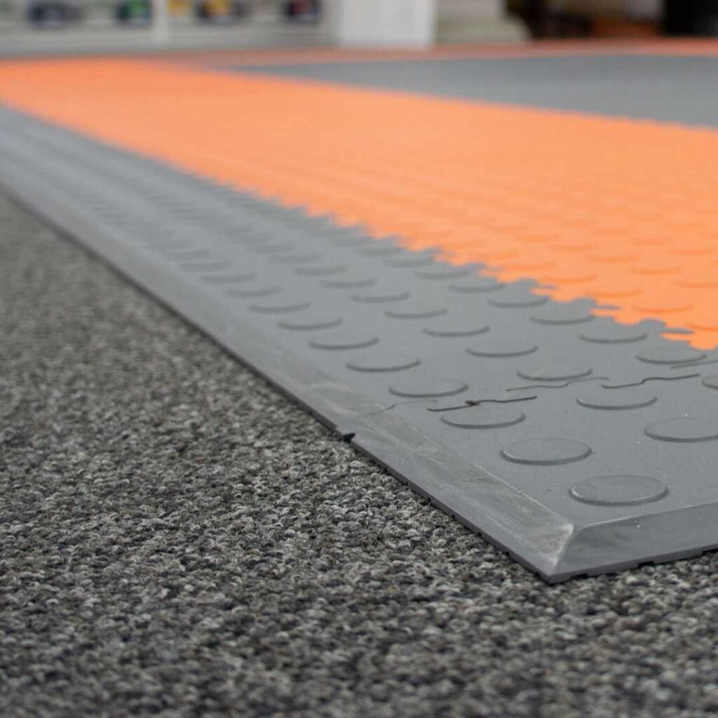 garage gym flooring solution in dubai