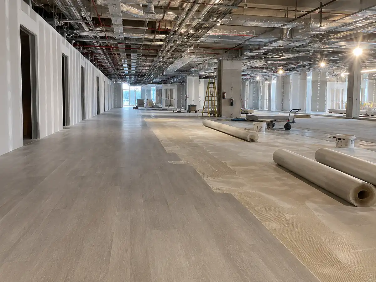 Fit-out flooring trade partner inside a UAE commercial fit-out programme