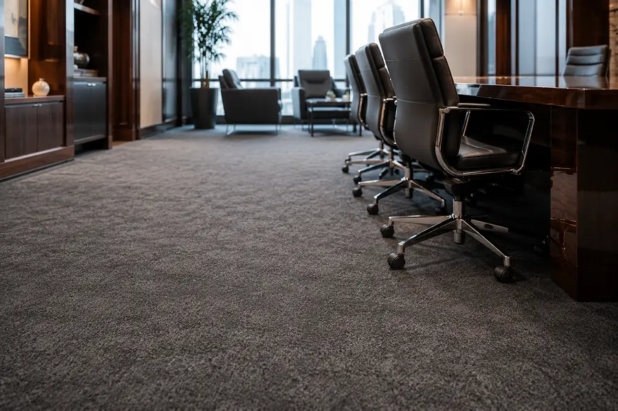 Broadloom carpet in a UAE executive office and boardroom